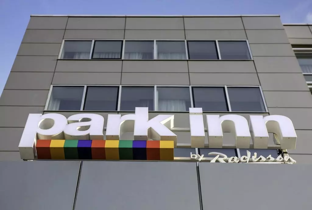 hotel park inn radisson samsun_shabavizparvaz_03.jpg